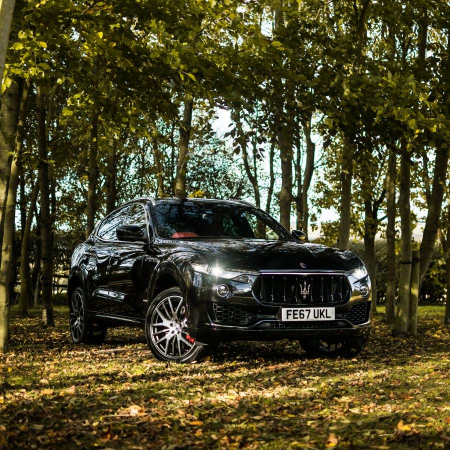  Maserati Levante S Q4 GranSport 2017 года  (UK) (фото 1 из 8)